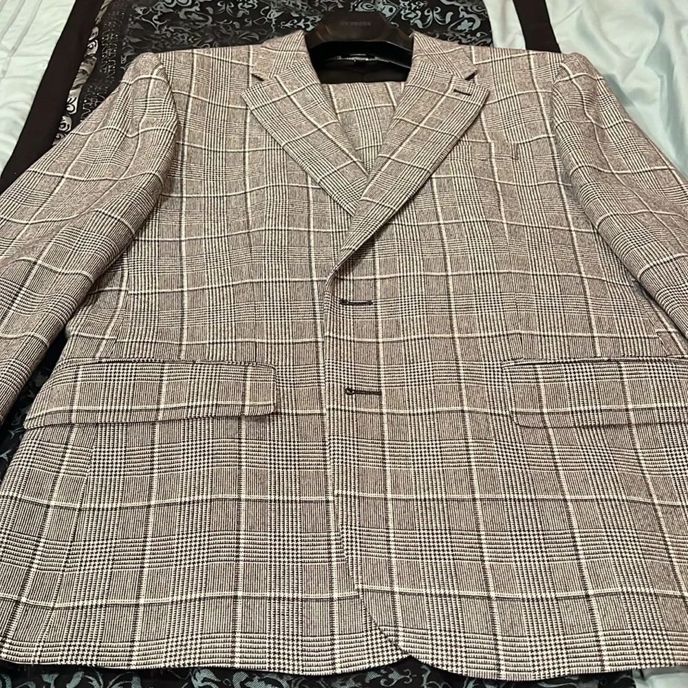 Express Men's Checkered Siur in Black and White, size 44 Small, pants 34x30 - Picture 2 of 12